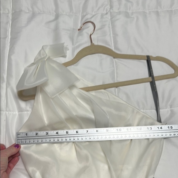 Vera Wang Bridesmaid For David’s Bridal - Picture 14 of 16